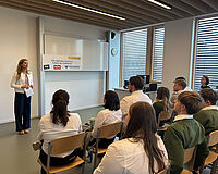 002-schule des zuhoerens