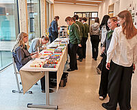 009-schule des zuhoerens